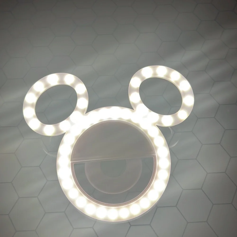 Micky selfie ring light and is adjustable lighting